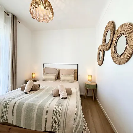 Elegant T2 Proche De La Avec Parking Prive Apartmán