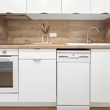 élégant T2 Proche De La Avec Parking Privé * Canet-en-Roussillon