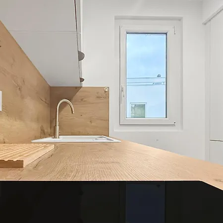 Apartman Elegant T2 Proche De La Avec Parking Prive