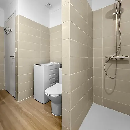 Apartman Elegant T2 Proche De La Avec Parking Prive Canet-en-Roussillon