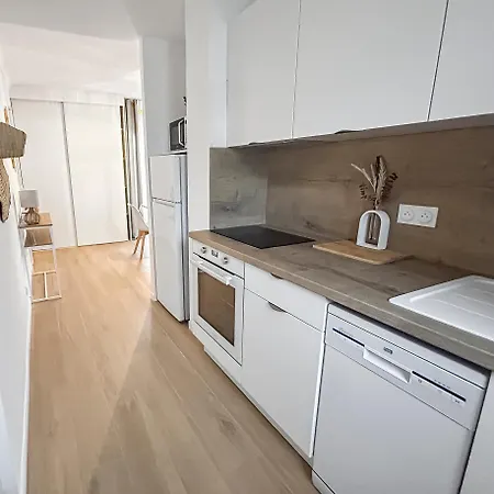 Apartman Elegant T2 Proche De La Avec Parking Prive Canet-en-Roussillon