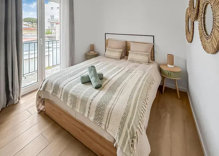 Apartamento Elegant T2 Proche De La Avec Parking Prive