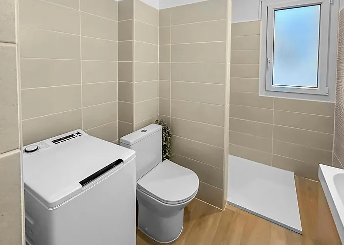 Apartamento Elegant T2 Proche De La Avec Parking Prive *