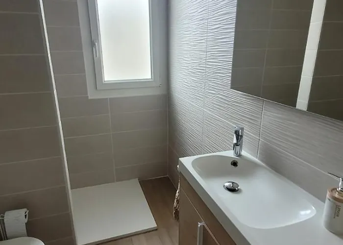 Elegant T2 Proche De La Avec Parking Prive Canet-en-Roussillon